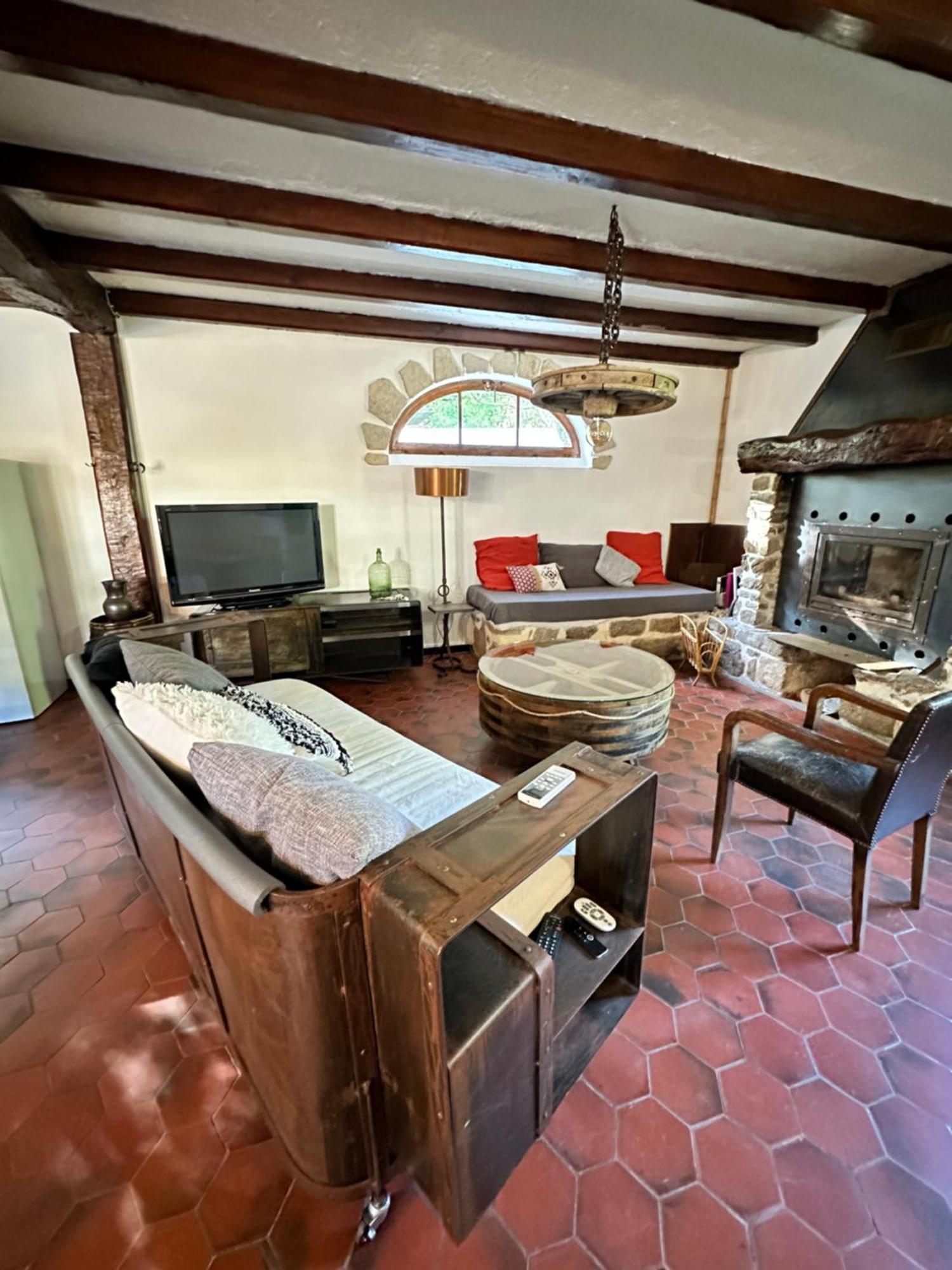Au Coeur Du Vignoble Cognacais Villa Gondeville Екстериор снимка
